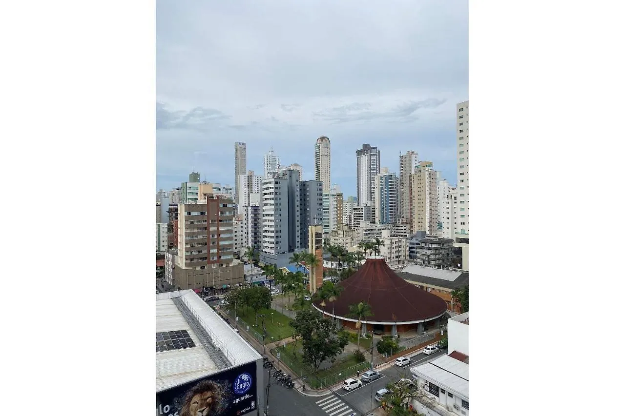 Balneário CamboriúDhe83 - Climatizado, Prox Ao Calcadao, Tv Smartアパートメント Balneário Camboriú