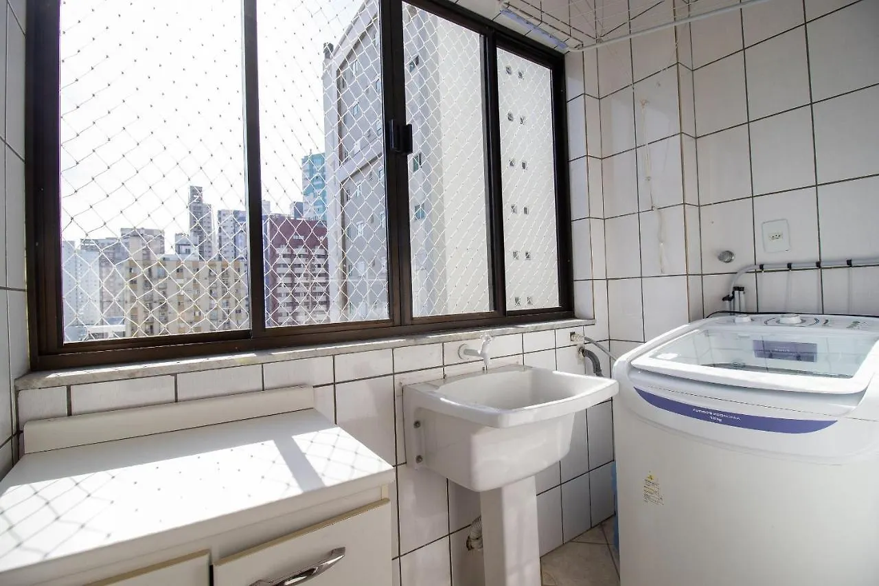 アパート Balneário CamboriúDhe83 - Climatizado, Prox Ao Calcadao, Tv Smartアパートメント